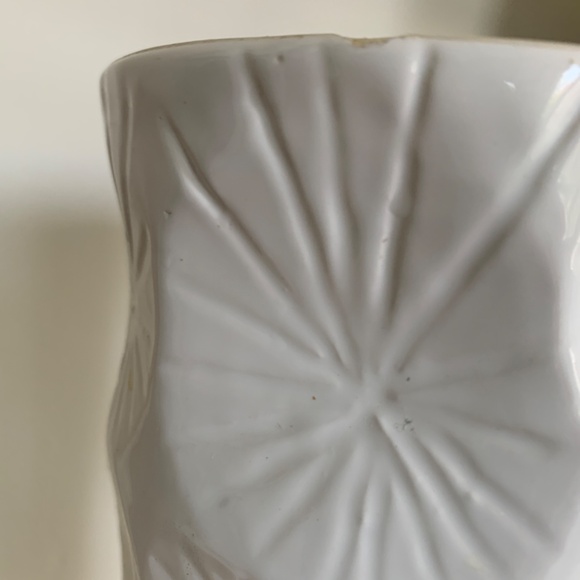 Tall white pitcher & vase - Picture 6 of 6